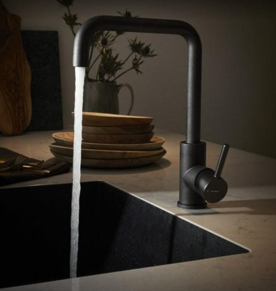 Cass&oslash;e Newform X-Trend k&oslash;kkenarmatur - Antracit