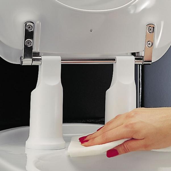 Pressalit Dania toilets&aelig;de med forh&oslash;jer og l&aring;g