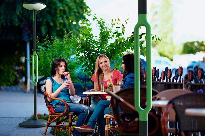 Lutec Poppy udendørslampe m/solceller og højtaler Lutec Poppy udendørslampe m/solceller og højtaler