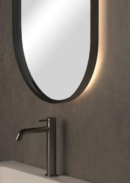 Sanibell Ink SP21 ovalt spejl m/backlight, varme og sensor 40 x 80 - B&oslash;rstet kobber